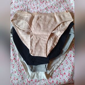 Women's Panties Lot Of 4